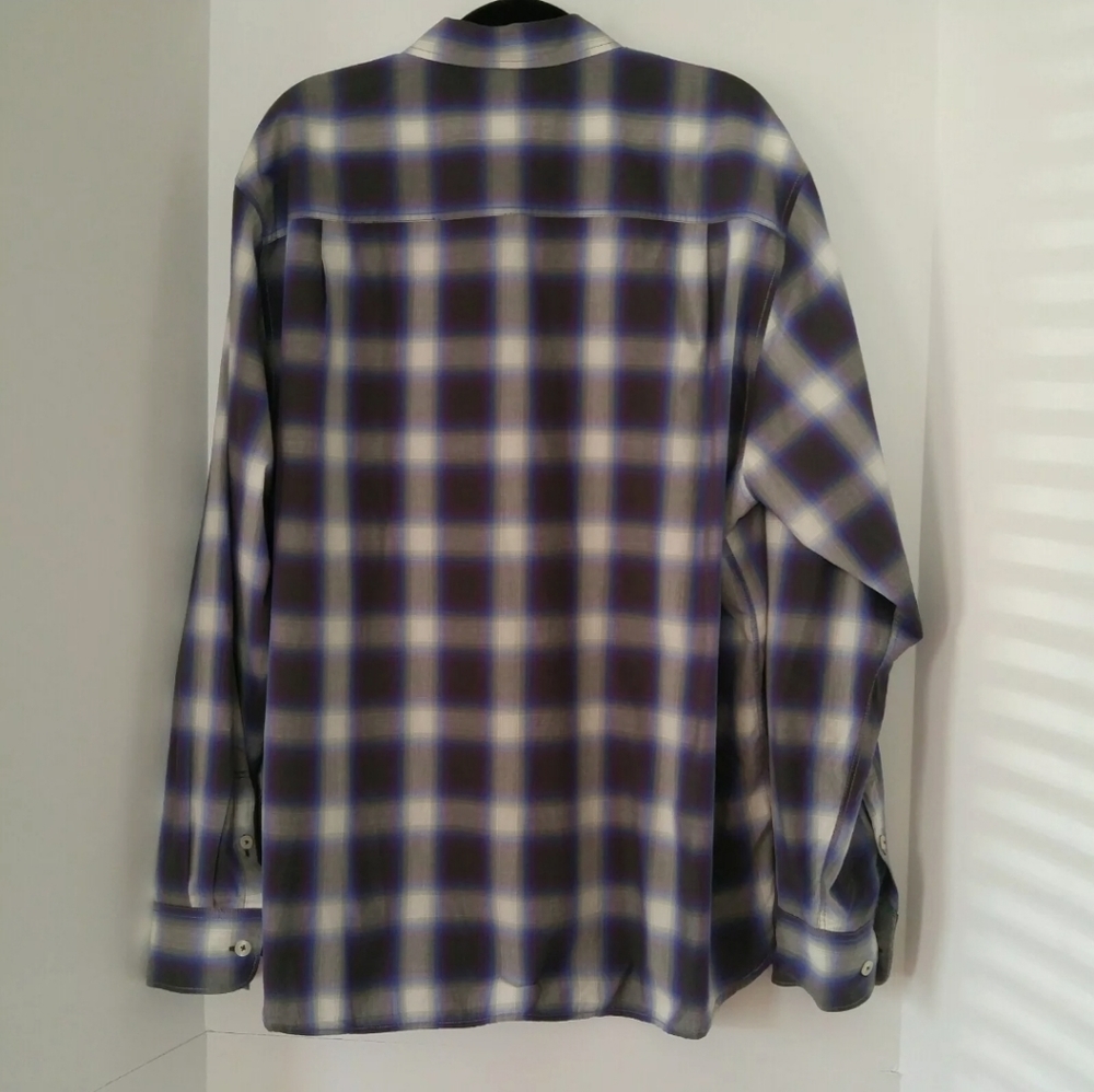 Tommy Bahama Button Down - image 2